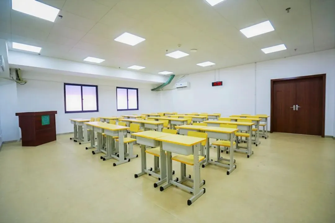 业余篮球爱好者在哪里可以找到表演赛资源_2